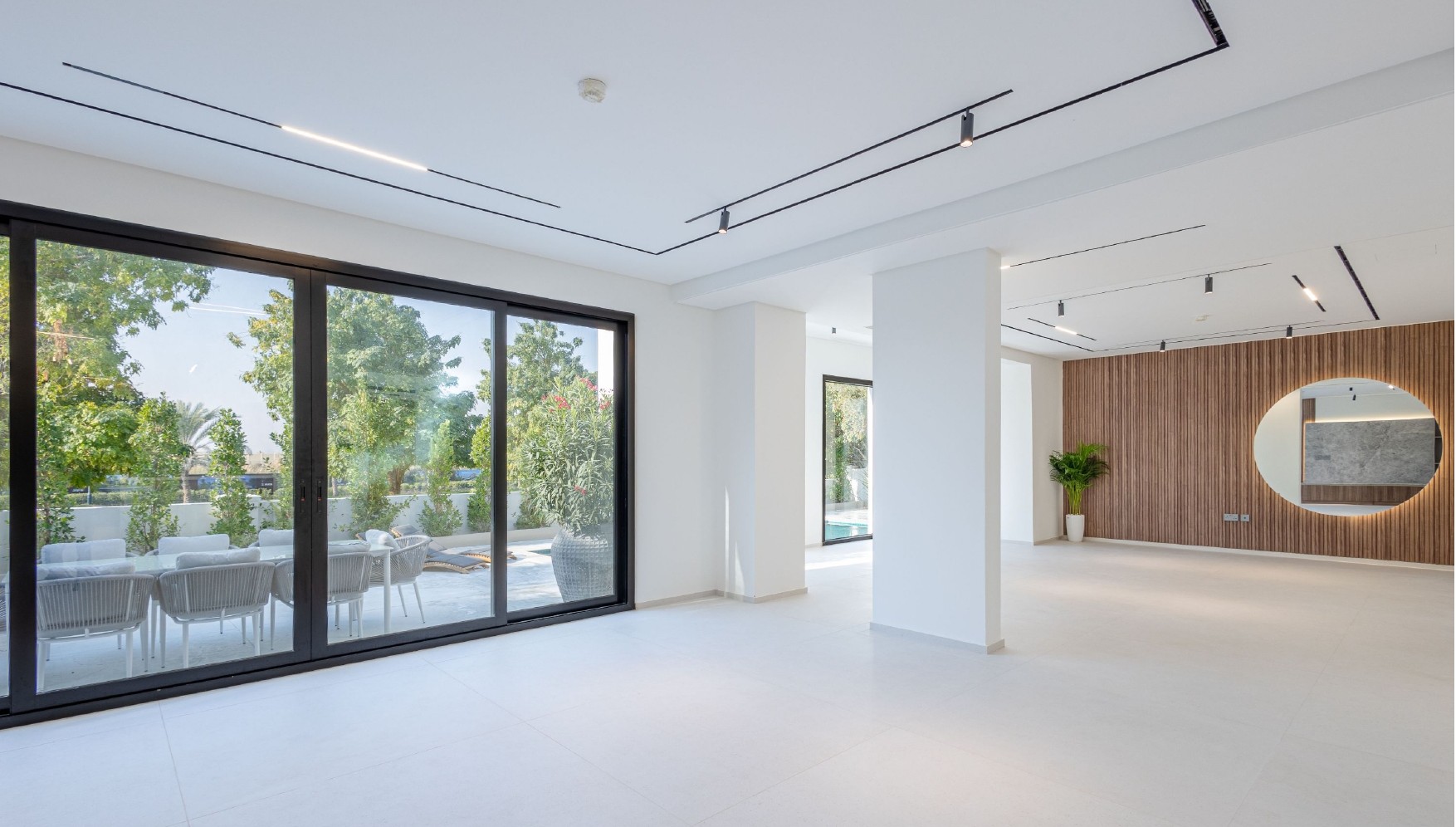 Client-side property consultancy by Granville Global Ltd in Dubai